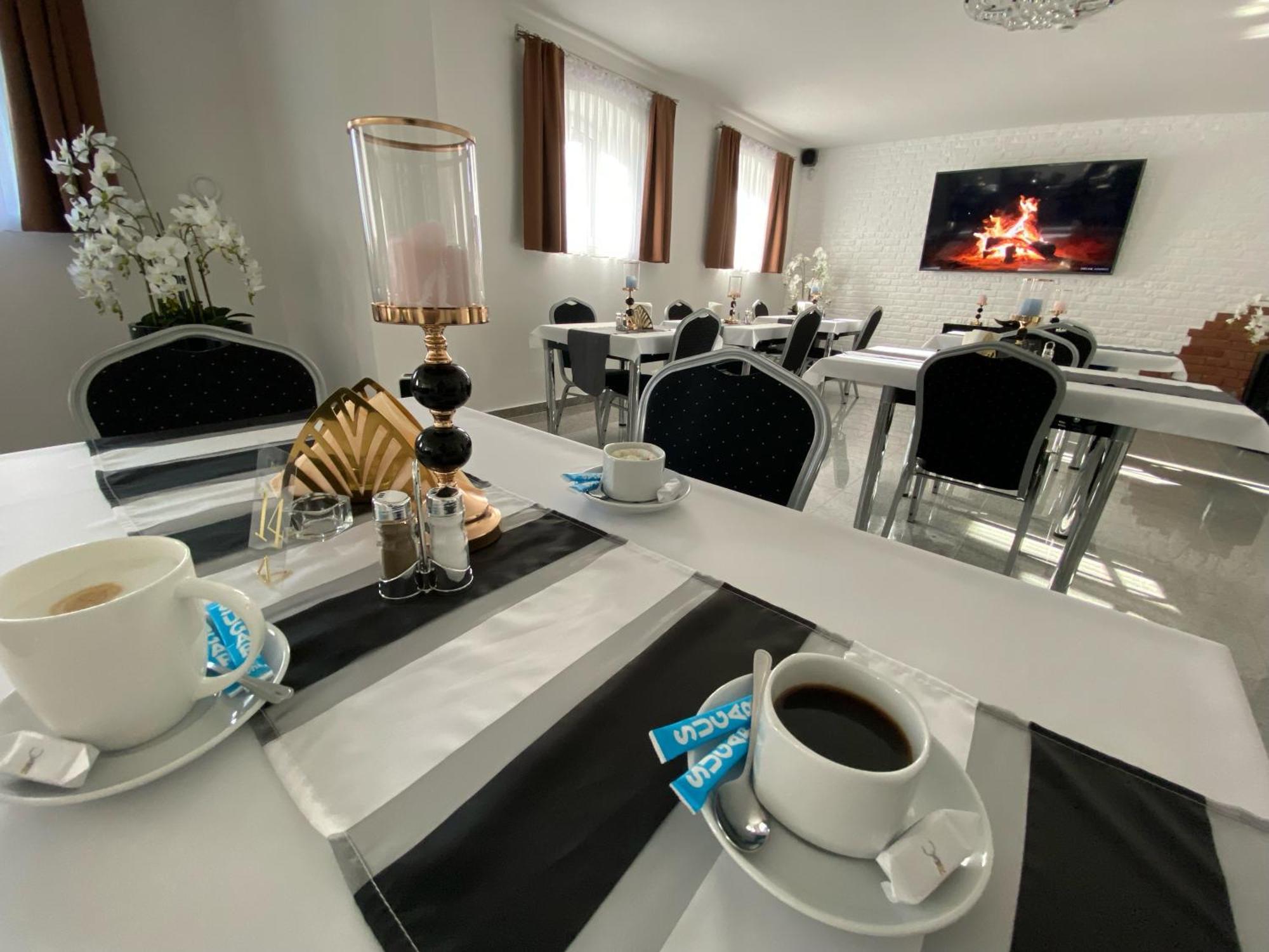 Rezydencja Mysliwska - Apartamenty Koszalin Bagian luar foto